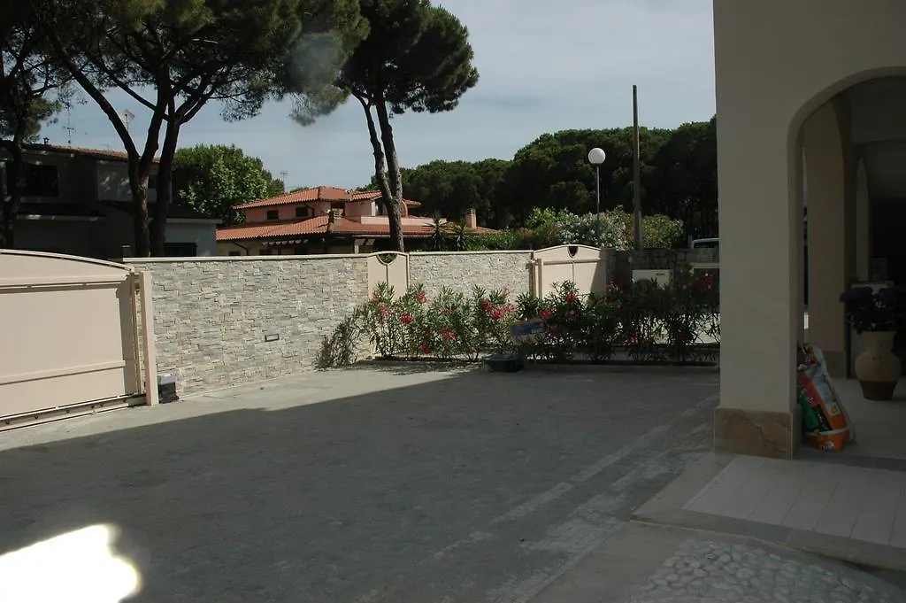 Perla 1 Apartment 0*, Marina di Campo Italy